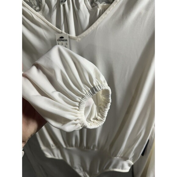 NWT Express Lace Ivory Bodysuit Long Sleeve Size Small Formal V Neck Lace - Picture 6 of 9